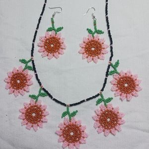 Mexican handmade beaded jewerly Necklace and earrings